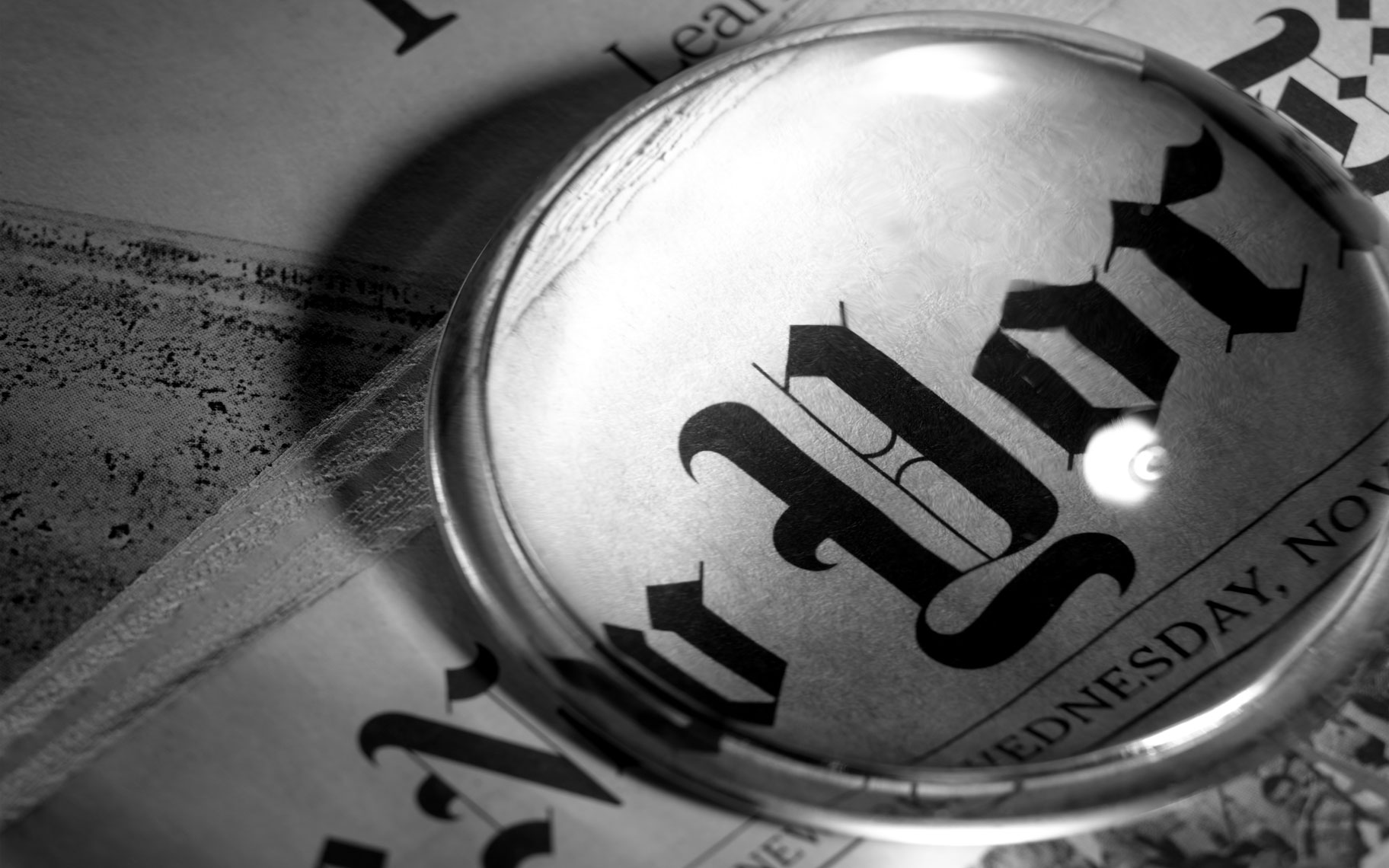 Newspape Magnifier